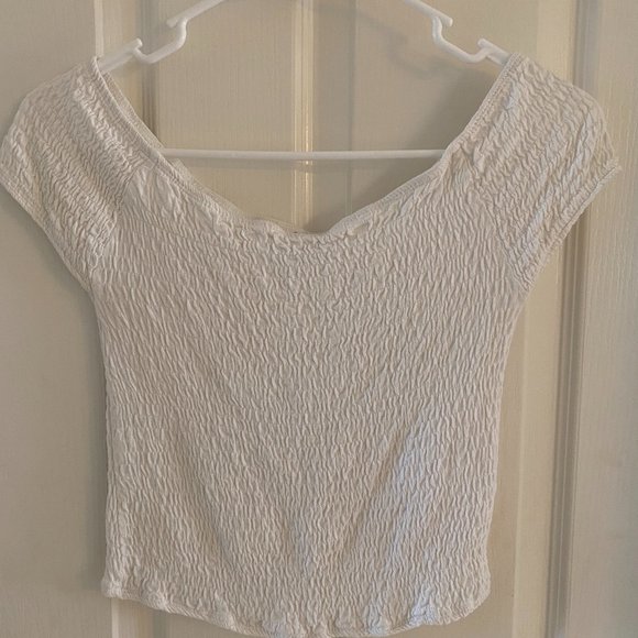 Various Brandy Melville Tops!  8 unique tops for one low price! - Picture 9 of 16